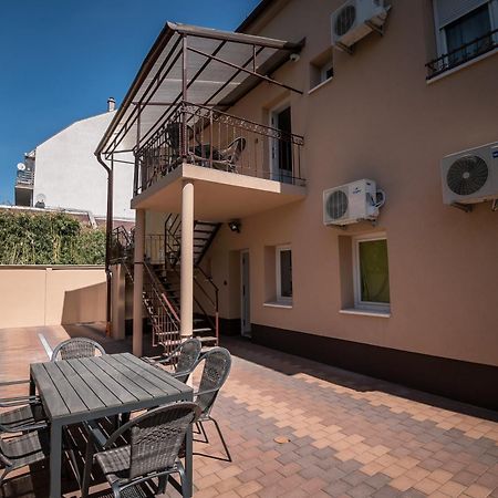 Mokka Apartman סגד מראה חיצוני תמונה