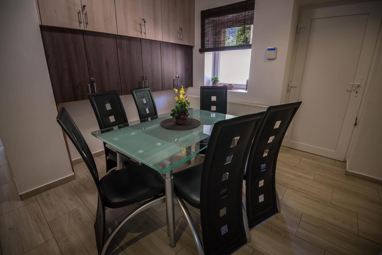 Mokka Apartman סגד מראה חיצוני תמונה